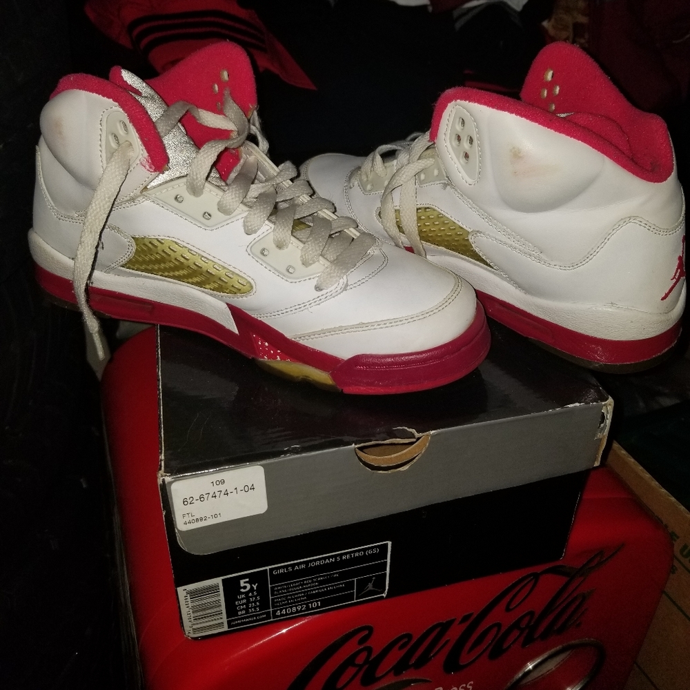 Jordan's Retro 5's